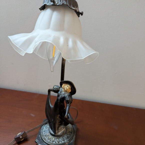 Gilbert Lamp with Woman in Flowing Dress frosted glass shade Art Deco Boudoir - Picture 5 of 6